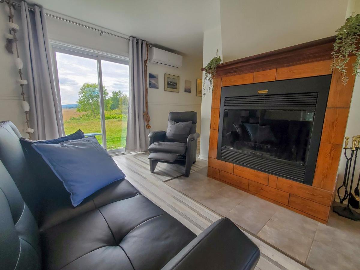 موتيل Sainte-Anne-de-Beaupré Lofts Fleuve Et Montagnes المظهر الخارجي الصورة